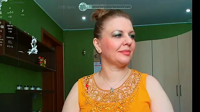 Snapshot of VeronikawGold chatting on 06-05-26, 06:52 VeronikawGold online show from 06-05-26, 06:52