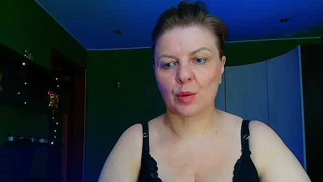 VeronikawGold online show from 05-21-26, 03:42
