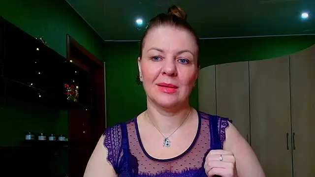 Snapshot of VeronikawGold chatting on 06-16-26, 08:20 VeronikawGold online show from 06-16-26, 08:20