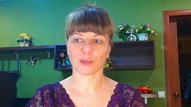 Snapshot of VeronikawGold chatting on 11-11-25, 04:57 VeronikawGold online show from 11-11-25, 04:57