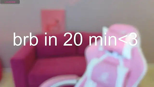 Snapshot of KristinMoore chatting on 03-22-25, 04:45 KristinMoore online show from 03-22-25, 04:45