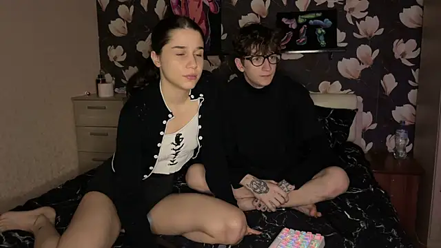 baby lesi online show from 04-23-26, 07:15