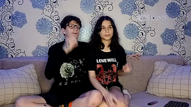 baby lesi online show from 12-22-25, 06:41