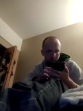 taterae online show from 11-04-25, 01:26