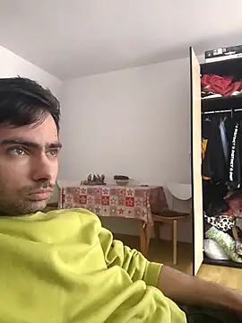 andreiiiii2025 online show from 04-03-26, 08:21