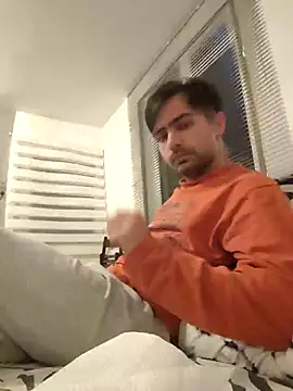 andreiiiii2025 online show from 05-02-26, 08:58