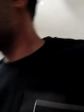 andreiiiii2025 online show from 02-03-26, 11:37