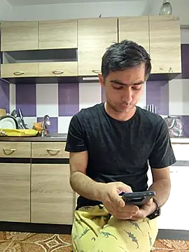 andreiiiii2025 online show from 03-18-25, 07:22