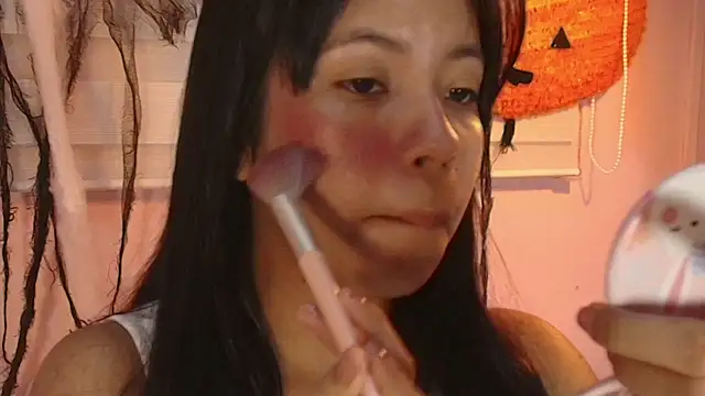 emily sweett24 online show from 10-30-25, 12:36