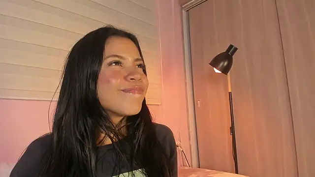 emily sweett24 online show from 03-06-25, 06:59