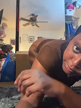 BubblyBabyy online show from 12-22-25, 08:58