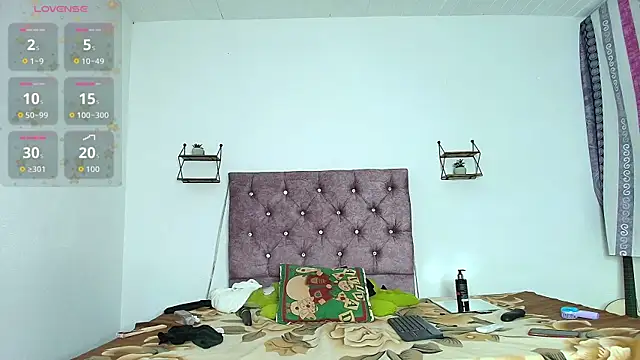 Rousemilf4u online show from 07-03-26, 12:00
