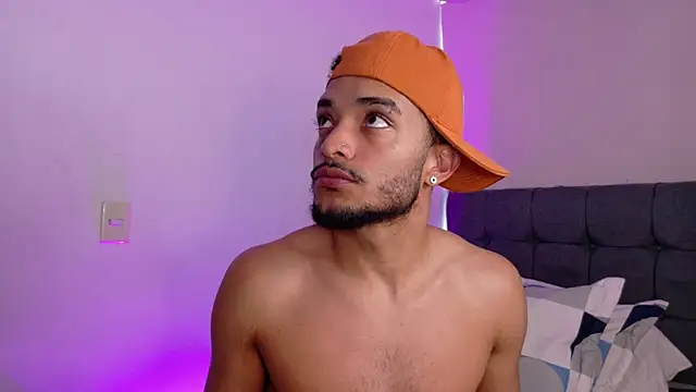 eross chipre  online show from 04-05-26, 06:03