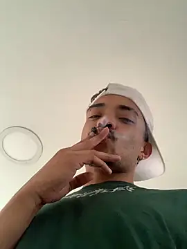 Snapshot of eross_chipre_ chatting on 09-26-25, 08:49 eross chipre online show from 09-26-25, 08:49