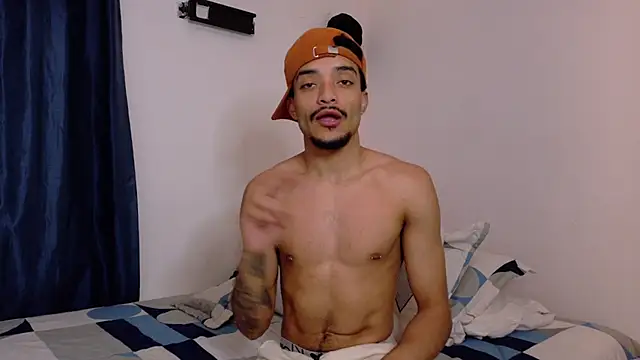 eross chipre  online show from 07-27-26, 02:07