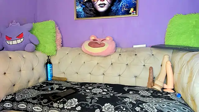 amydelahozgomez online show from 11-22-25, 04:00