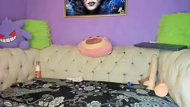 amydelahozgomez online show from 10-29-25, 11:47