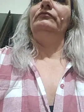 Snapshot of LadyTouch chatting on 02-25-26, 11:26 LadyTouch online show from 02-25-26, 11:26