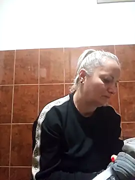 Snapshot of LadyTouch chatting on 02-19-26, 11:45 LadyTouch online show from 02-19-26, 11:45