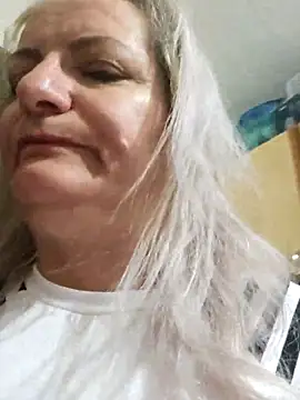 Snapshot of LadyTouch chatting on 02-26-26, 11:16 LadyTouch online show from 02-26-26, 11:16