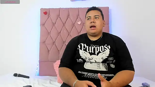 MICHAEL AND SHARON online show from 10-17-25, 03:43