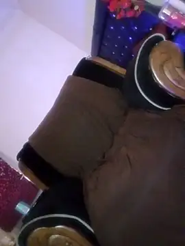 Snapshot of Marilyn_Monroee chatting on 09-19-25, 05:50 Marilyn Monroee online show from 09-19-25, 05:50