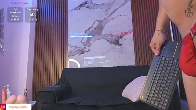 Angelgarcia  online show from 11-07-25, 09:08