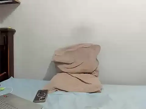 Snapshot of liam_orion chatting on 09-18-25, 07:17 liam orion online show from 09-18-25, 07:17