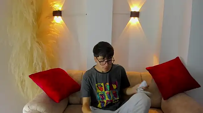 Snapshot of liam_orion chatting on 03-18-25, 05:55 liam orion online show from 03-18-25, 05:55