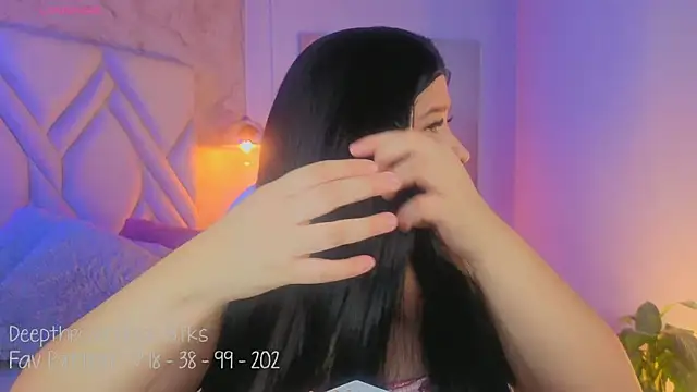 Snapshot of Leaa_Cox chatting on 04-30-26, 08:16 Leaa Cox online show from 04-30-26, 08:16
