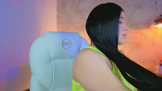 Snapshot of Leaa_Cox chatting on 05-13-26, 08:49 Leaa Cox online show from 05-13-26, 08:49