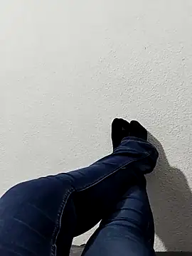 LindosPies online show from 03-01-25, 01:22