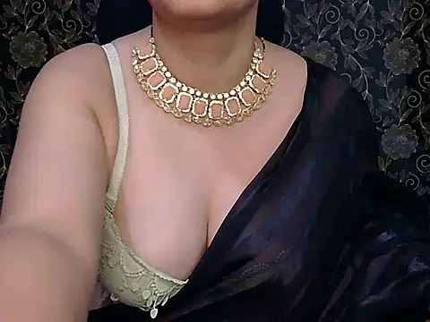 MilkyQueen69 online show from 03-22-25, 06:03