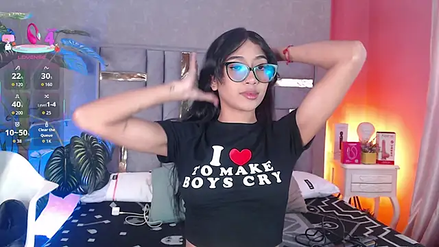 Tyla Ks online show from 11-12-25, 07:40