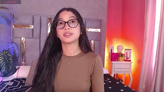 Tyla Ks online show from 11-11-25, 07:30