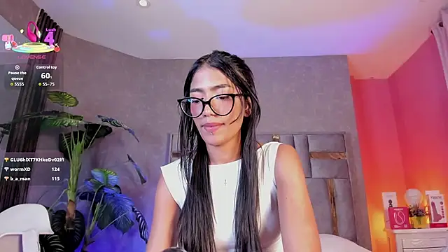 Snapshot of Tyla_Ks chatting on 06-05-26, 12:37 Tyla Ks online show from 06-05-26, 12:37
