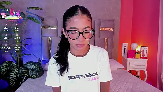 Tyla Ks online show from 05-07-26, 07:06