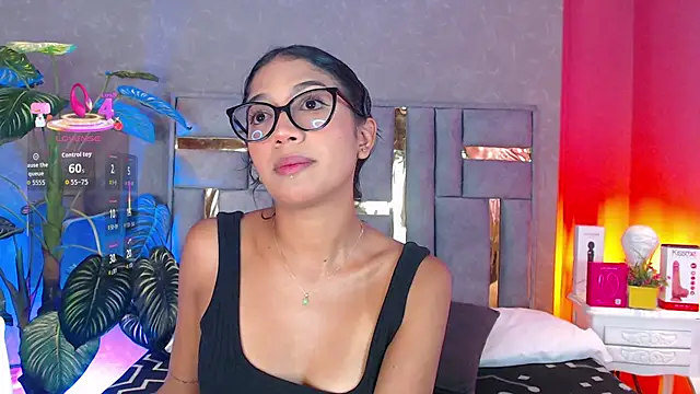 Tyla Ks online show from 01-09-26, 07:32