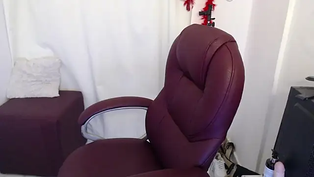 Mature 2025 online show from 03-13-26, 03:50