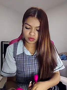 sophia ramirez12 online show from 06-05-26, 12:37