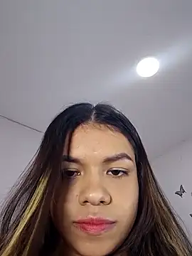 sophia ramirez12 online show from 12-15-25, 09:42