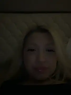 laraaaaaa online show from 03-17-25, 10:08