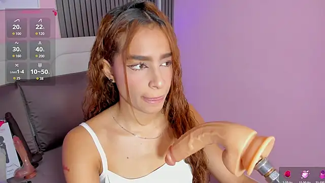 honey sofii  online show from 04-22-26, 11:39