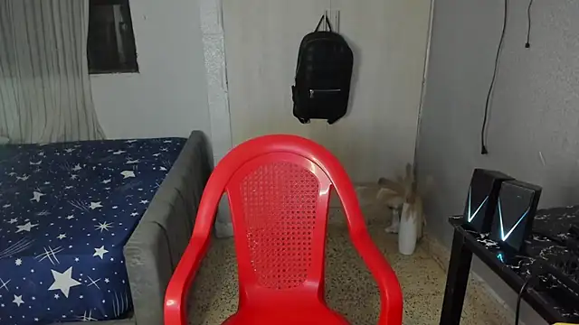 Snapshot of Fox2evans chatting on 02-18-26, 07:39 Fox2evans online show from 02-18-26, 07:39