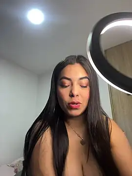 Snapshot of _SARA_69 chatting on 03-04-25, 11:19  SARA 69 online show from 03-04-25, 11:19