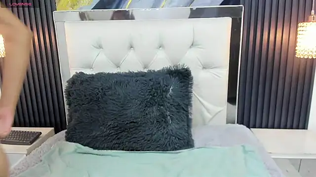 leslieanddrako online show from 04-23-26, 11:28