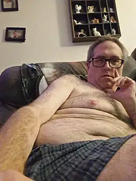 Smallone327 online show from 11-22-25, 06:12