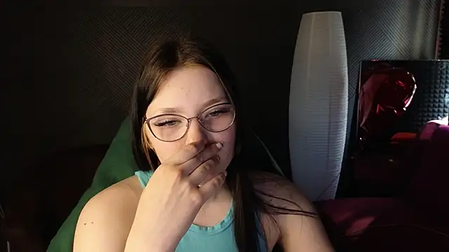 milliedoll online show from 03-15-25, 08:04