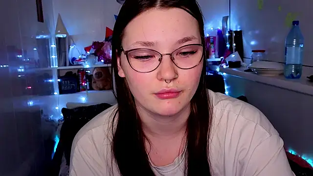 Snapshot of milliedoll chatting on 11-01-25, 06:46 milliedoll online show from 11-01-25, 06:46