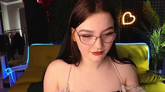 milliedoll online show from 03-22-25, 04:24